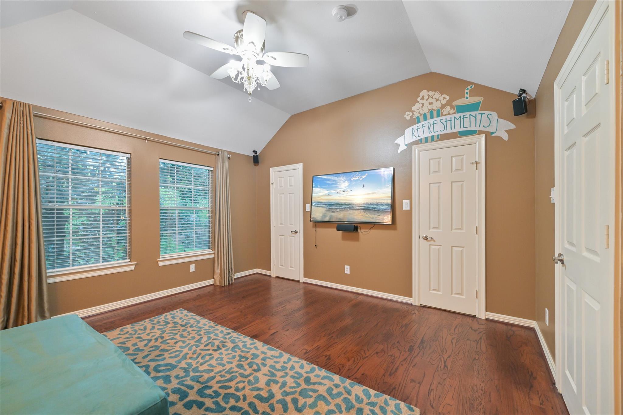 15431 Greens Cove Way