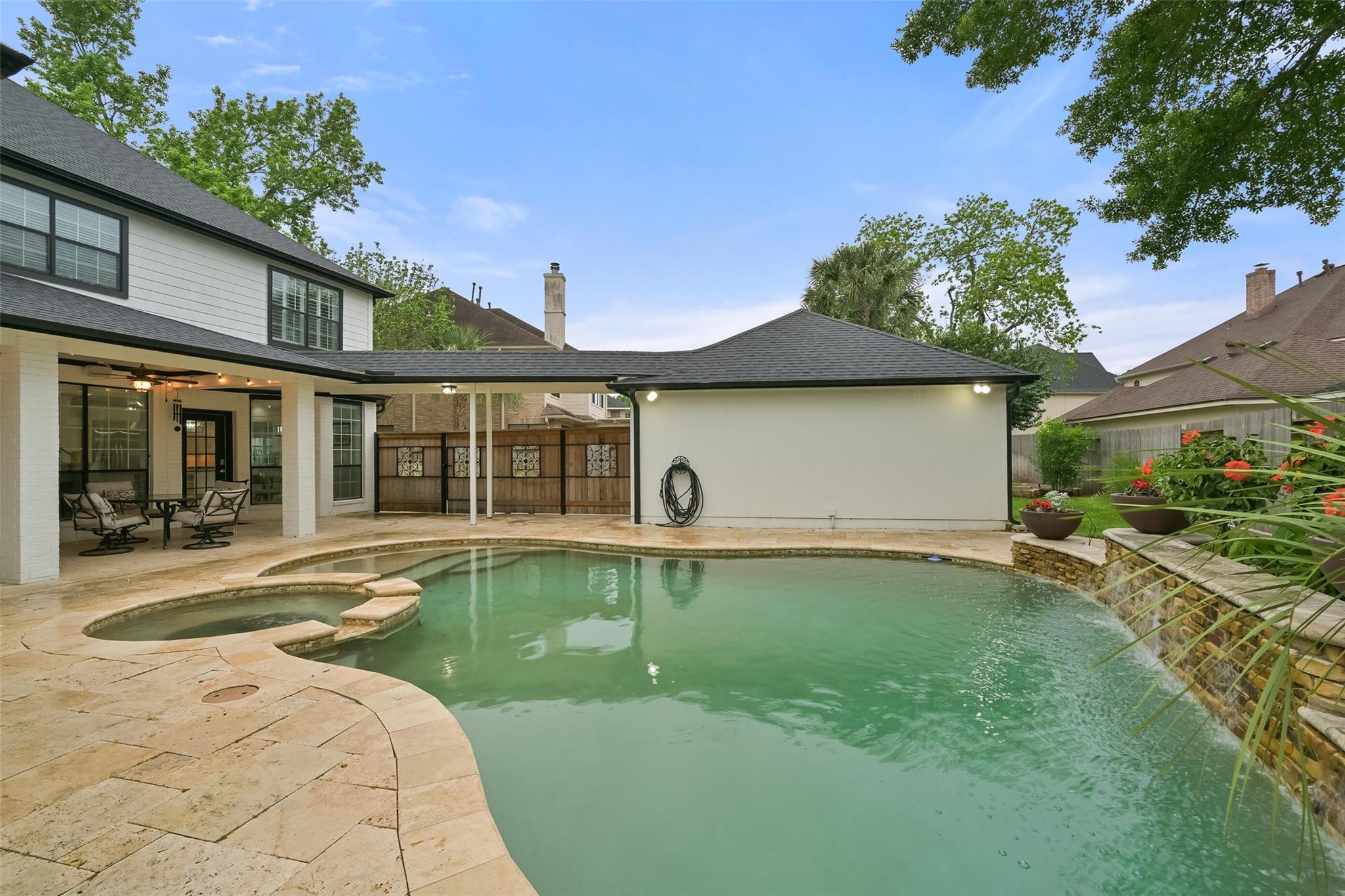 15431 Greens Cove Way