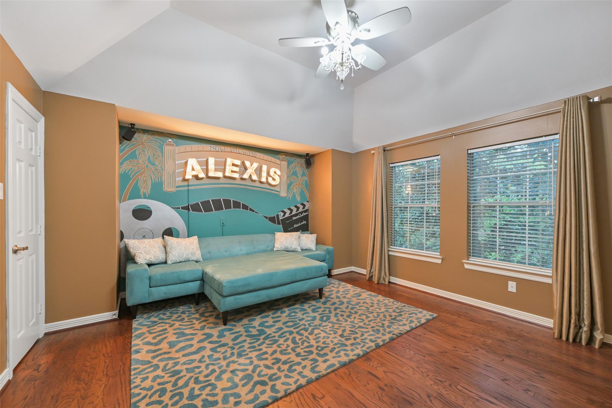 15431 Greens Cove Way