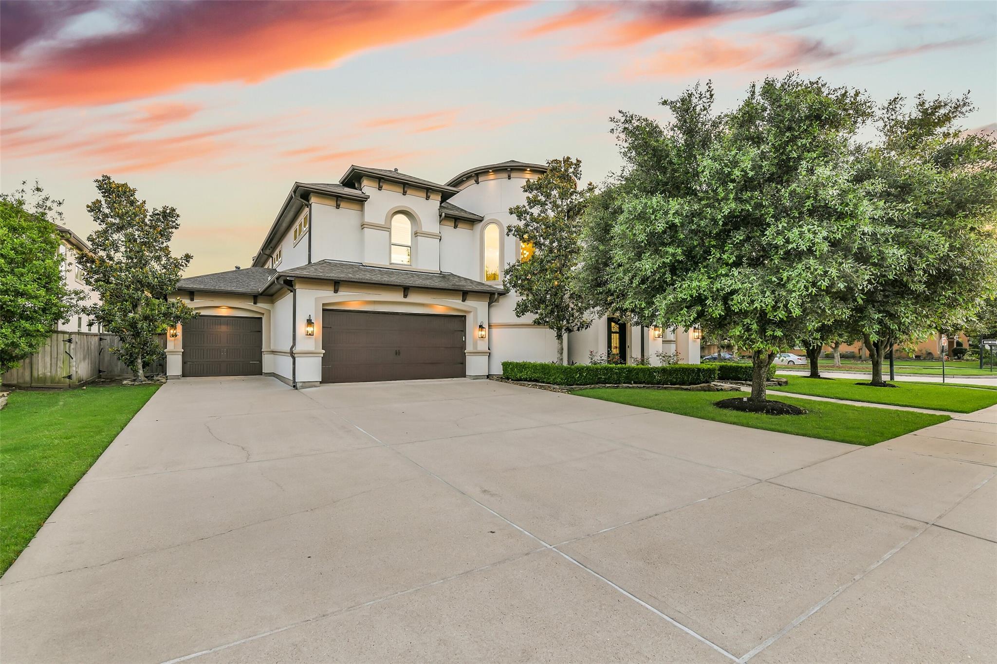 27711 Stonehurst Lane
