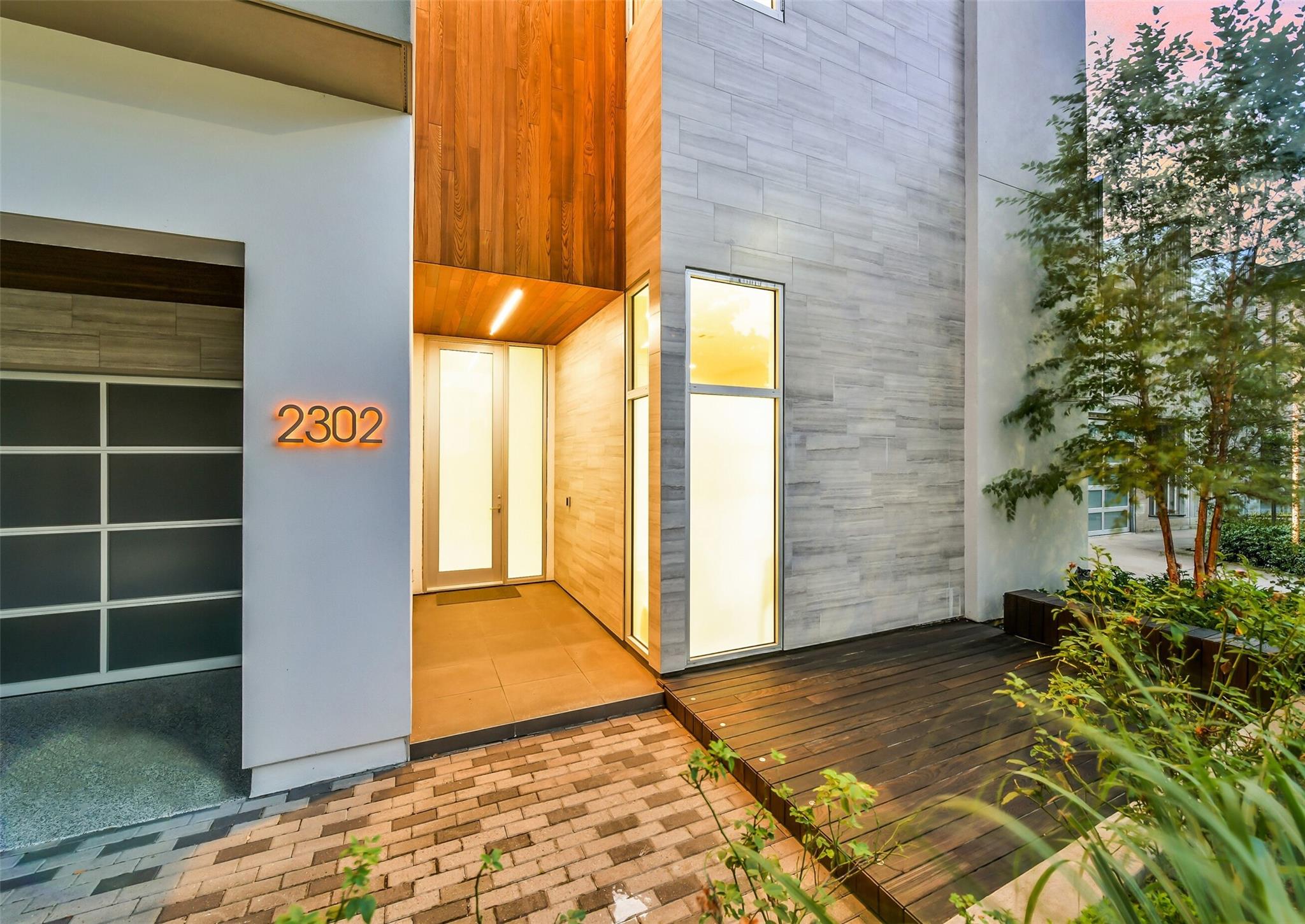 2302 Persa Street