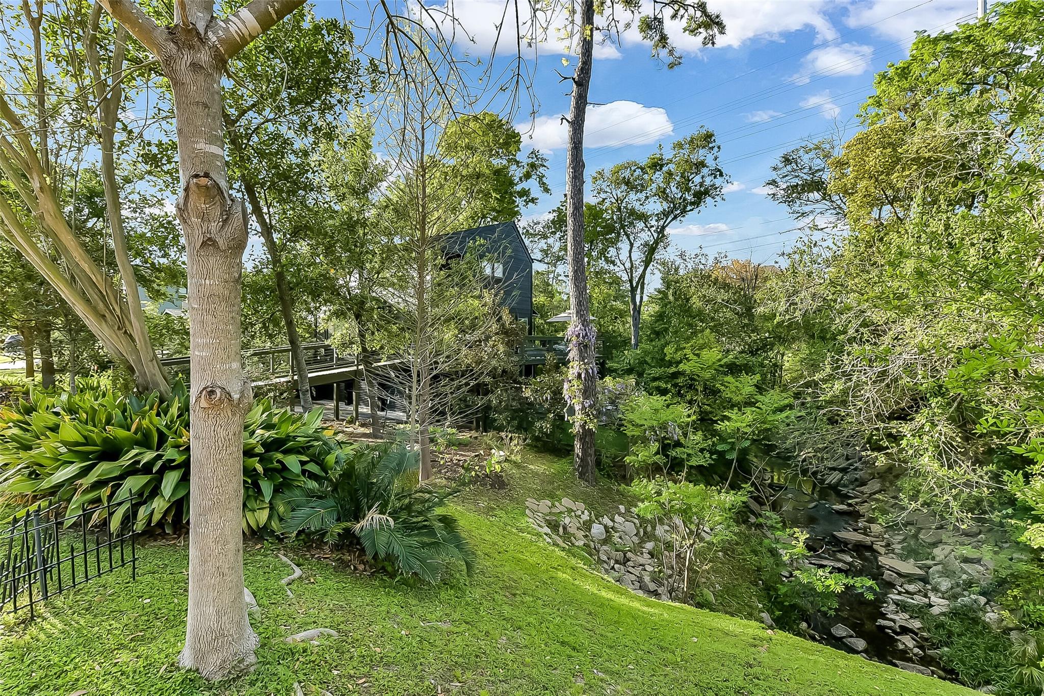 929 Wynnwood Lane