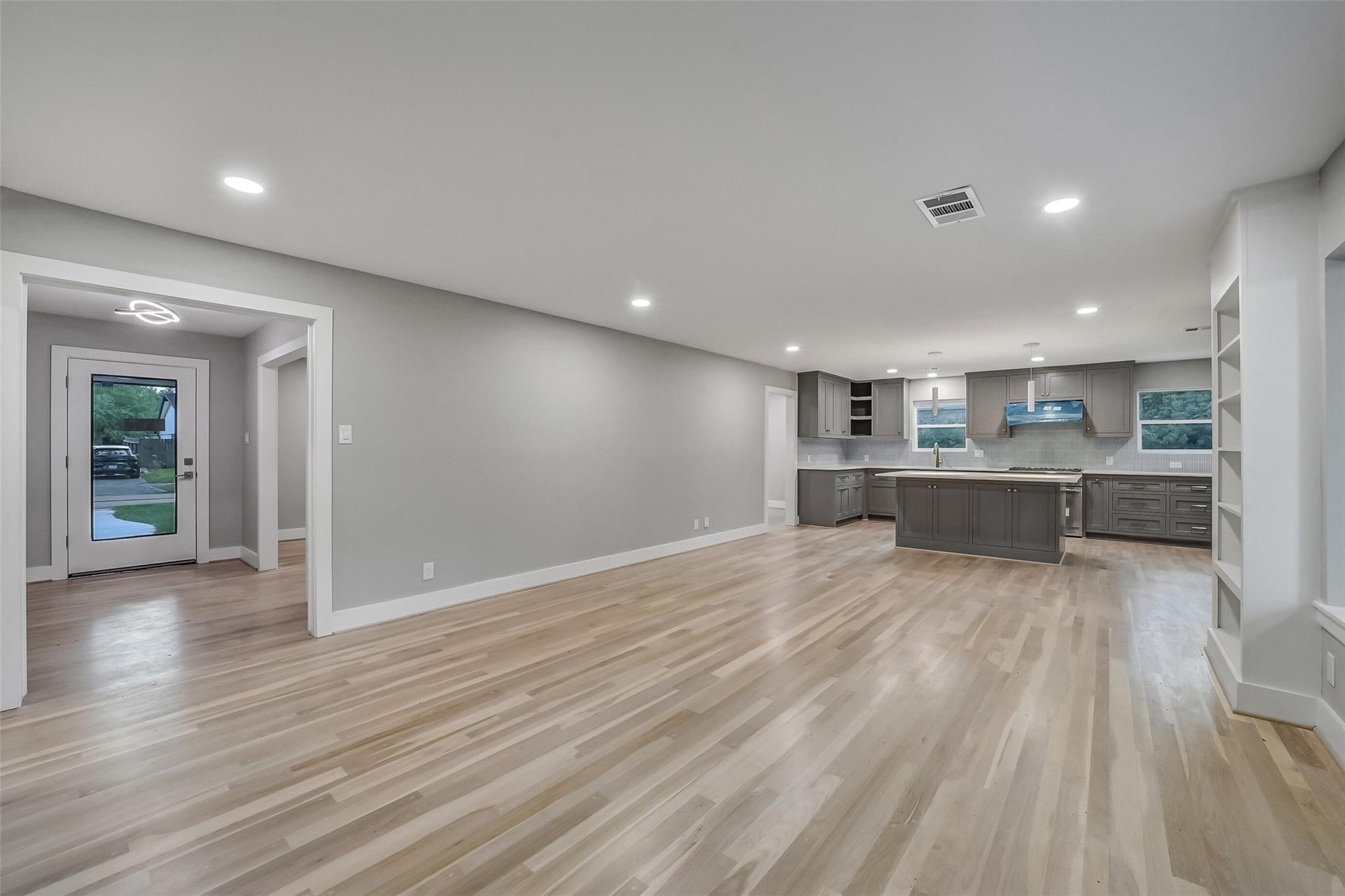 5318 Queensloch Drive