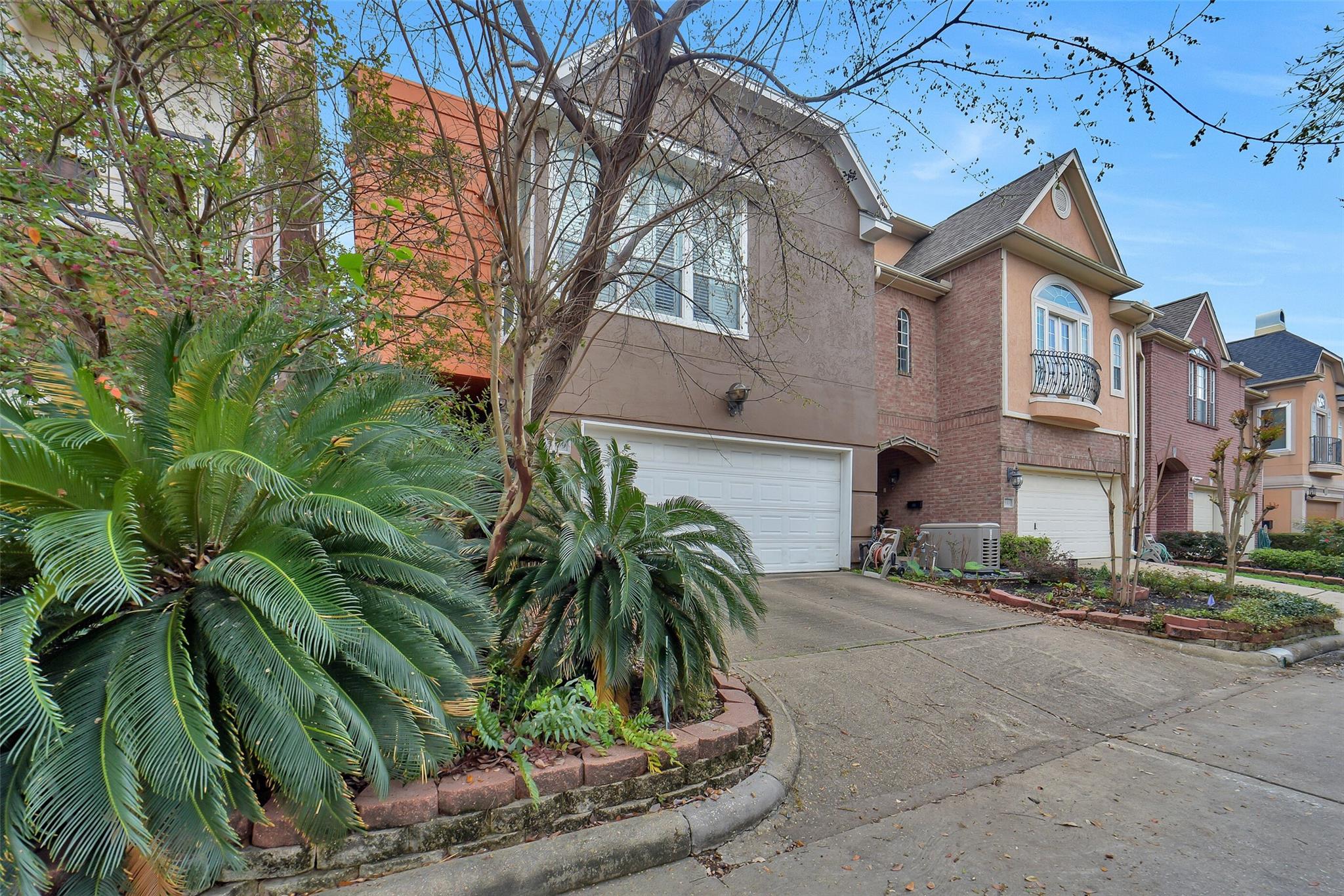 5309 Hidalgo Street