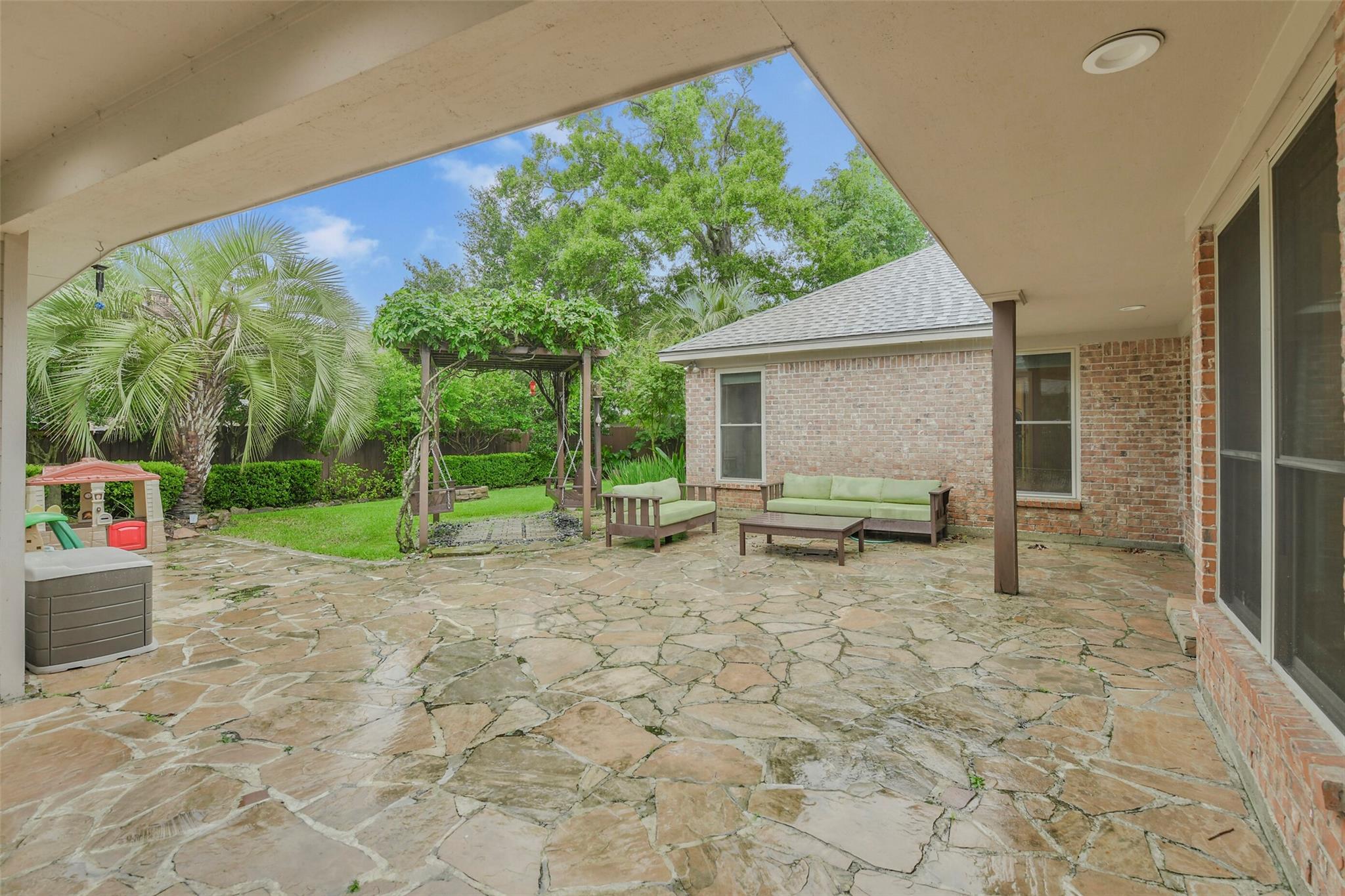 2810 Woodland Ridge Drive