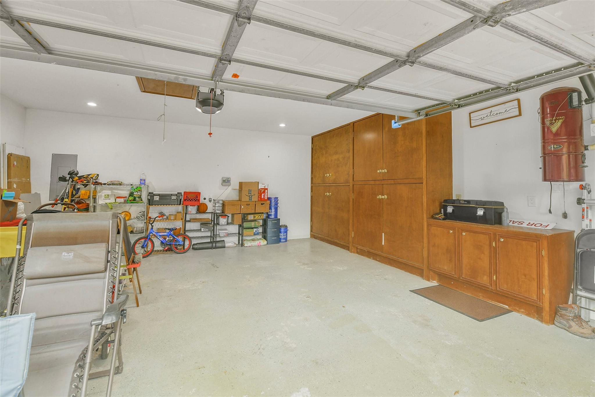 2810 Woodland Ridge Drive
