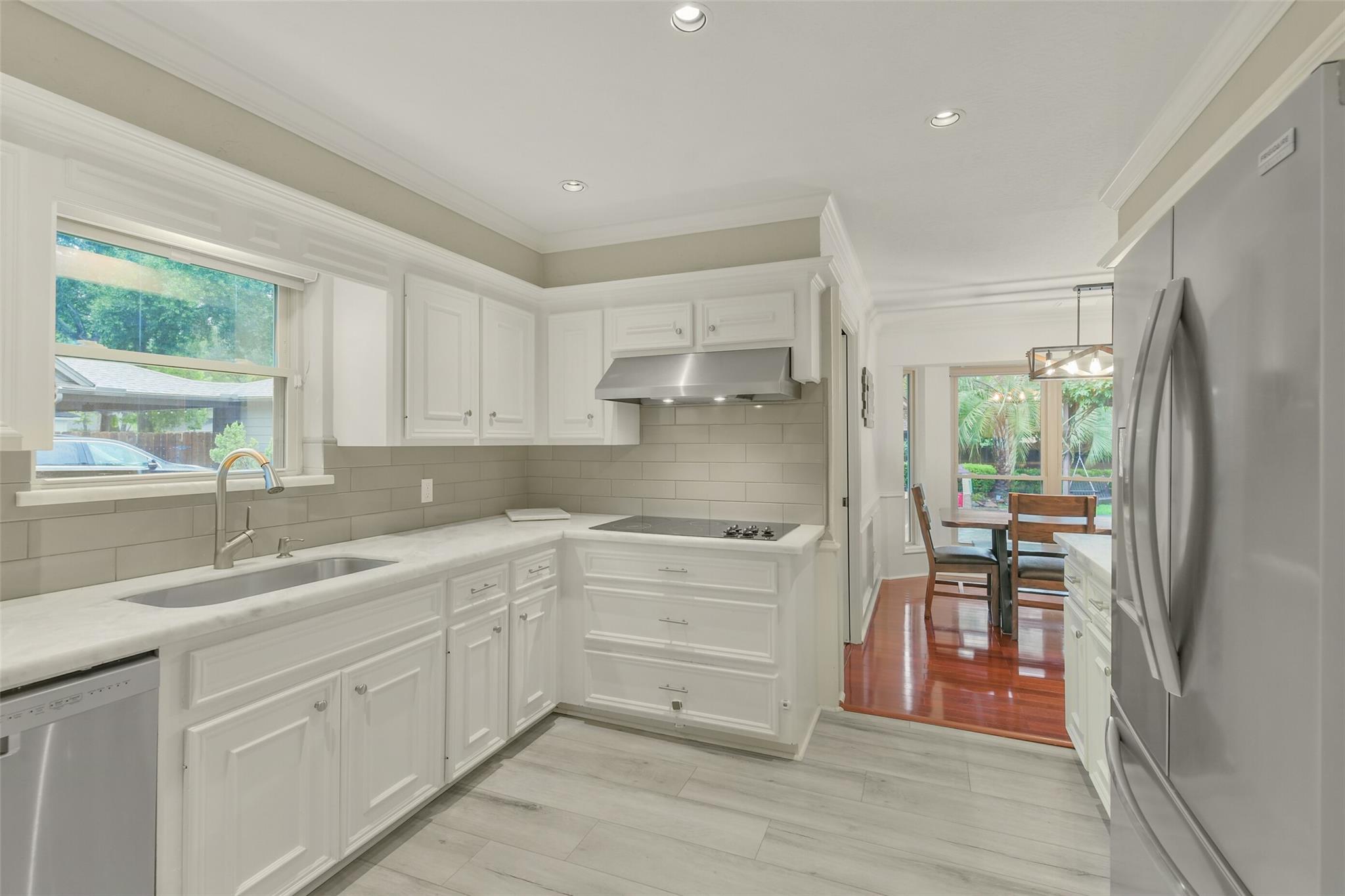 2810 Woodland Ridge Drive