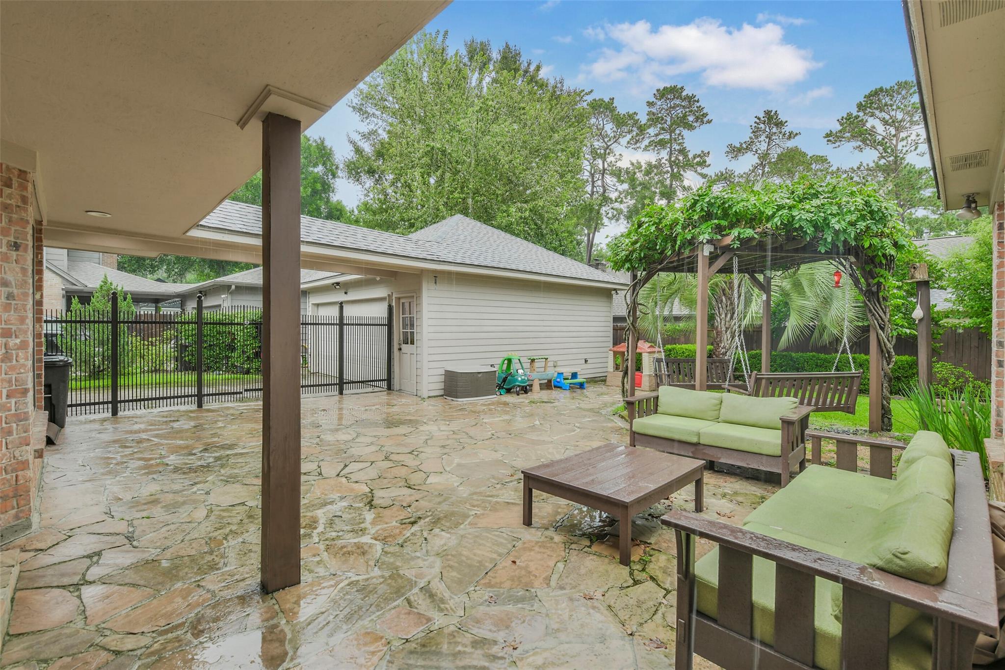 2810 Woodland Ridge Drive