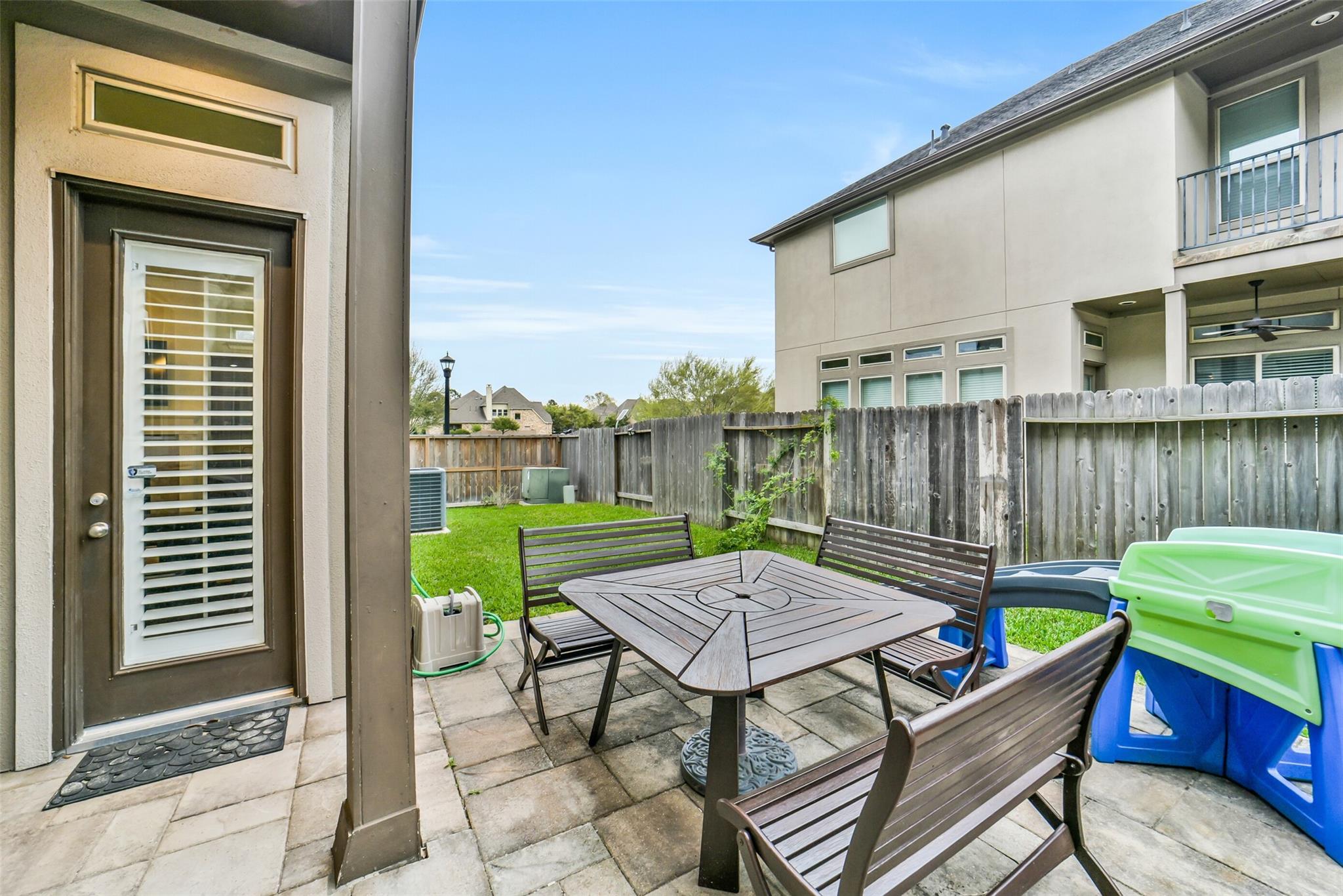 13205 Green Hills Drive