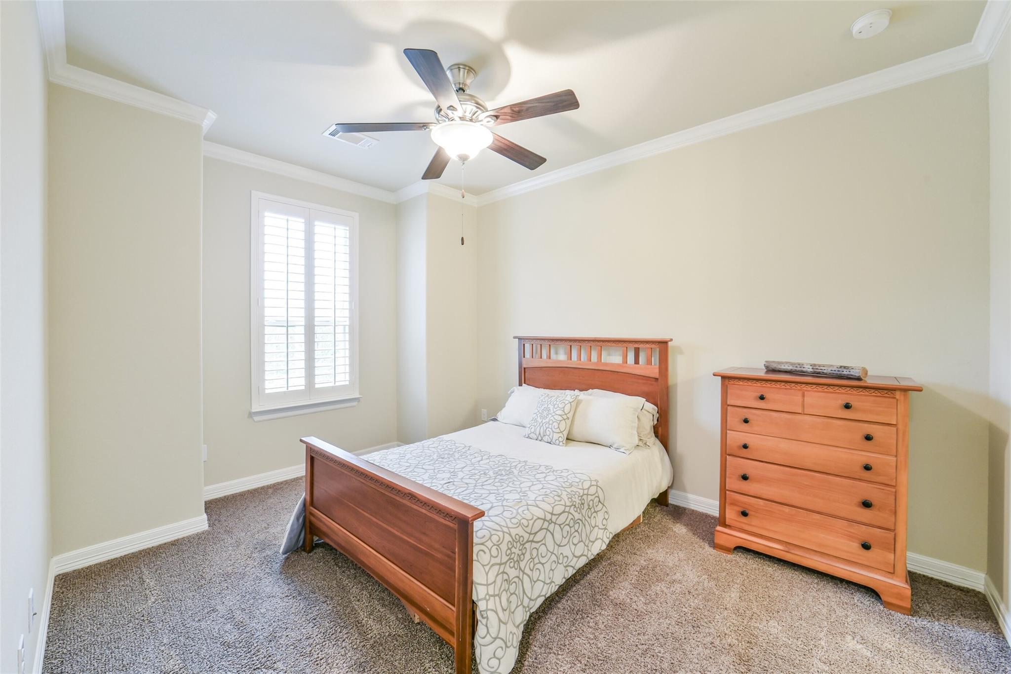 13205 Green Hills Drive