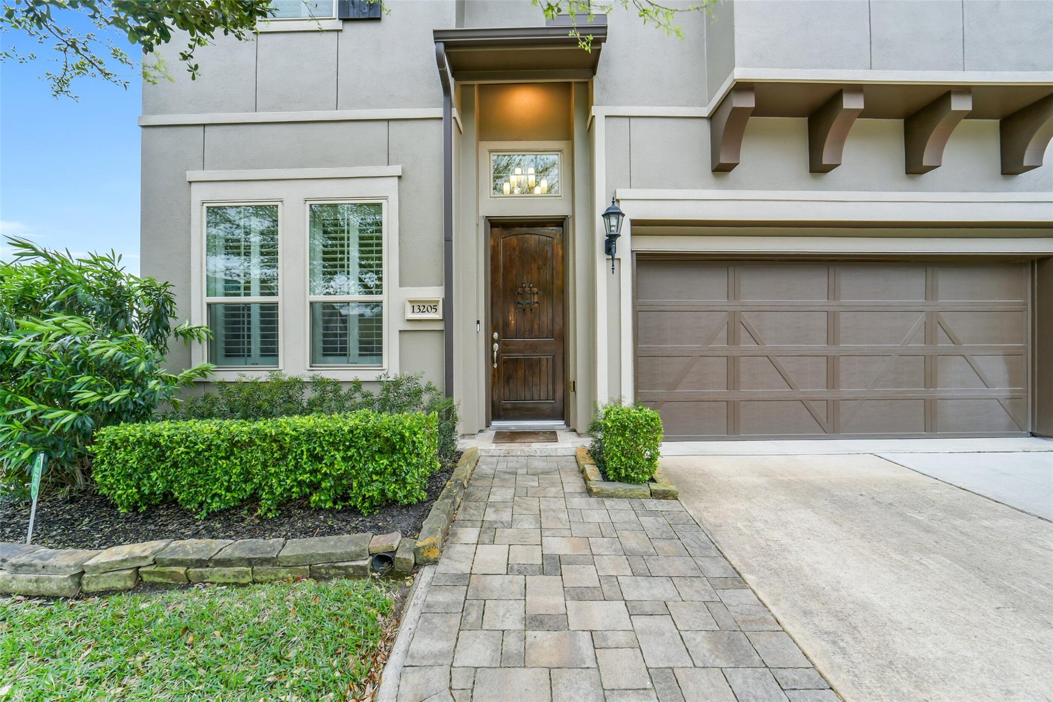 13205 Green Hills Drive