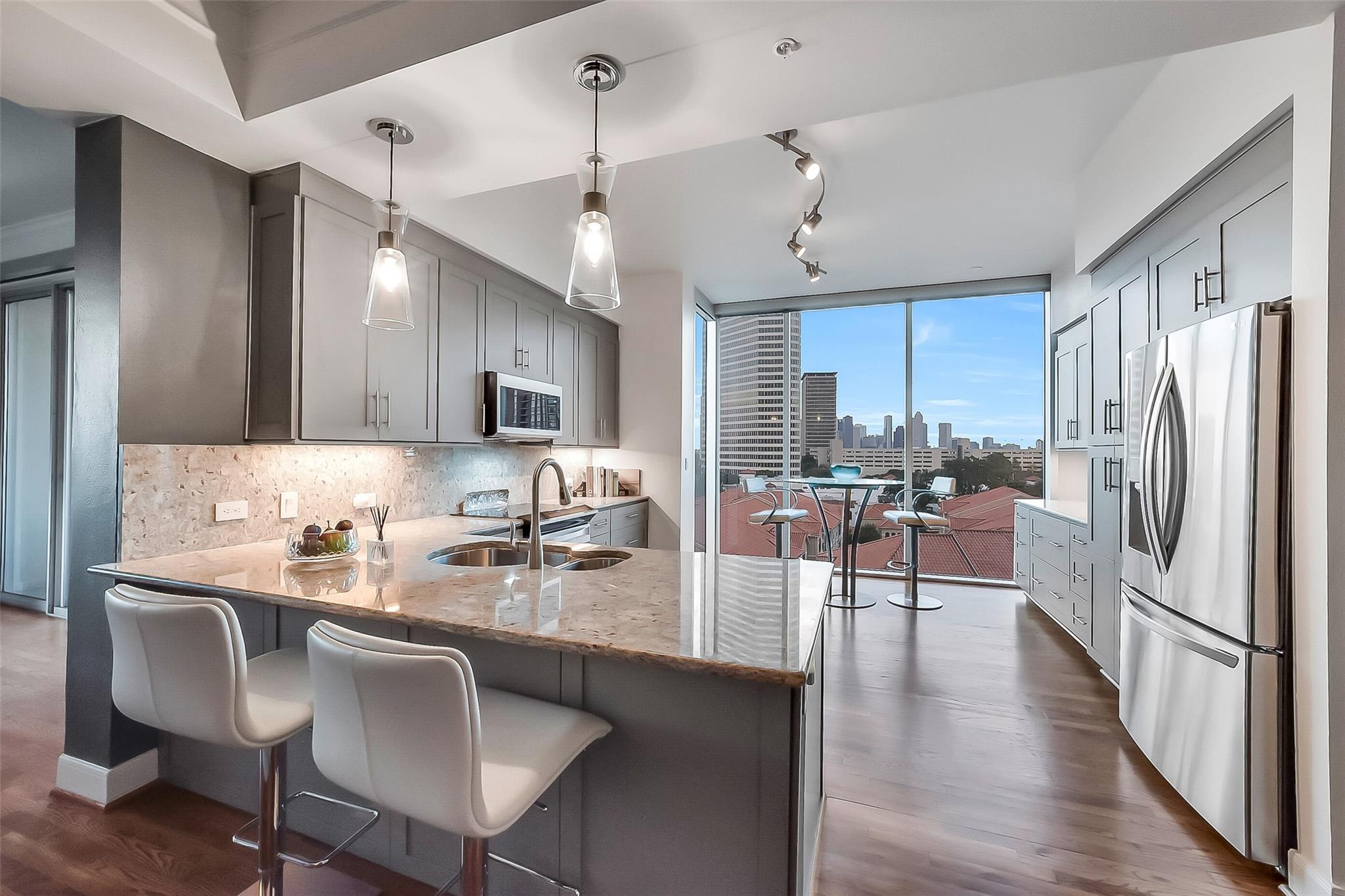 3333 Allen Parkway # 710