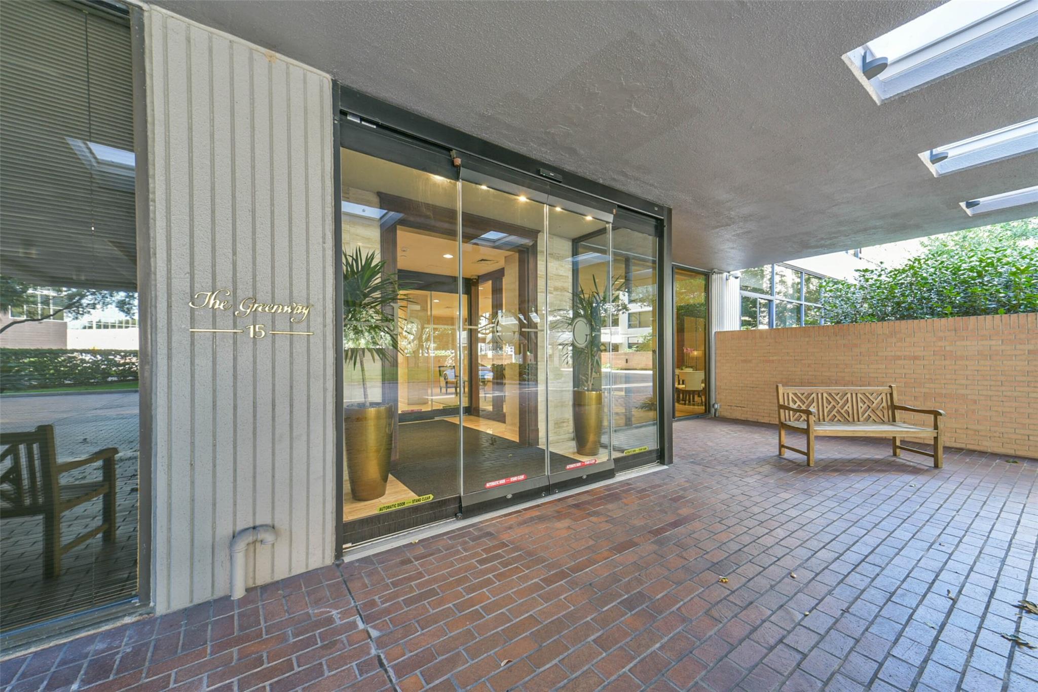 15 Greenway Plaza # 10B