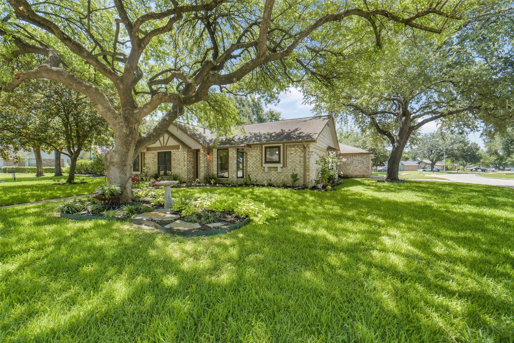 13615 Pepper Knoll Drive