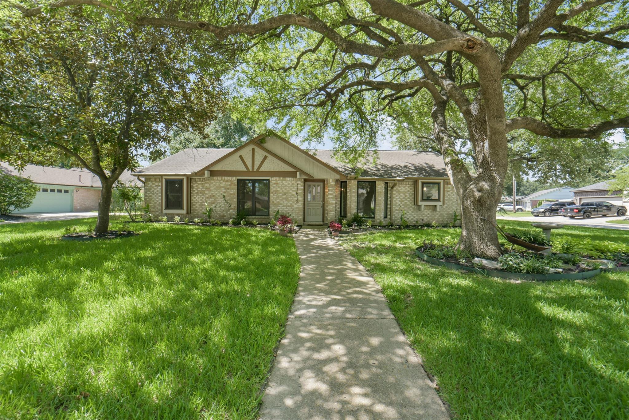 13615 Pepper Knoll Drive