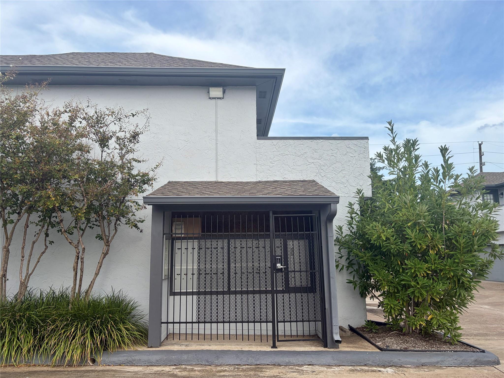 1914 Augusta Drive # 7