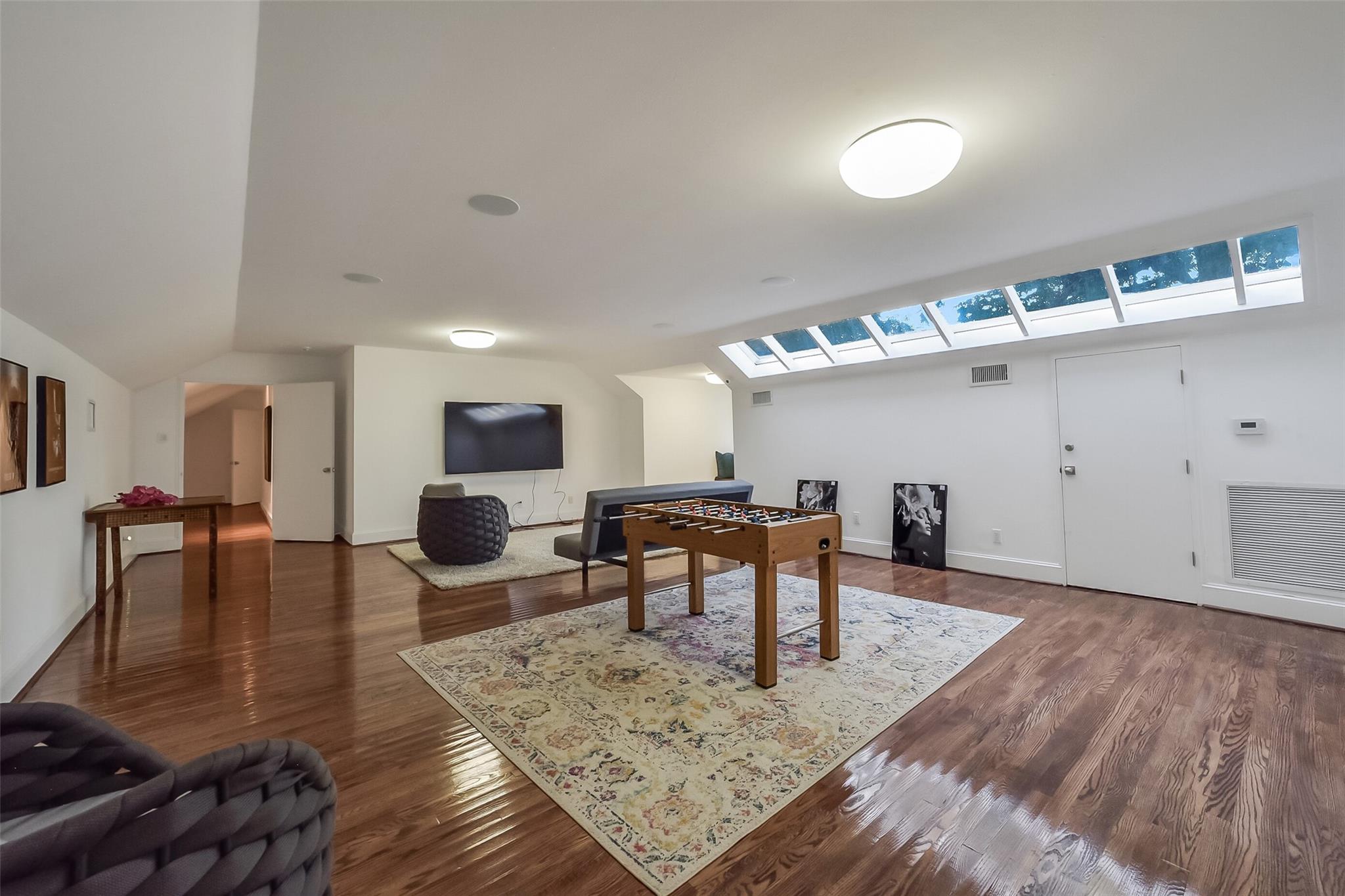 210 Pine Hollow Lane