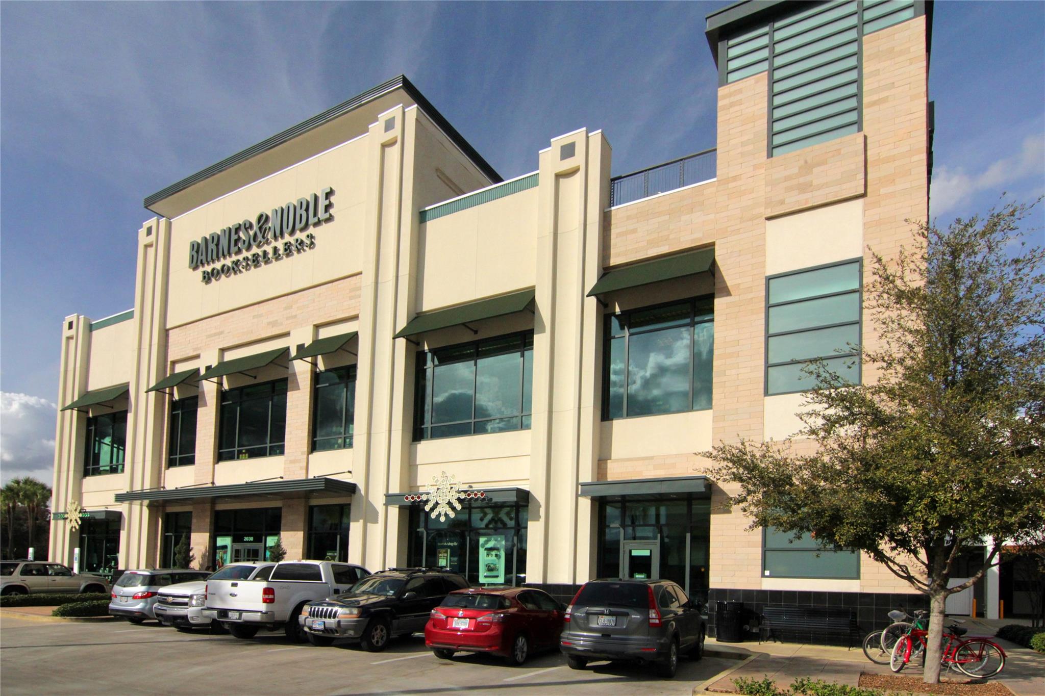 2221 Welch Street # 401