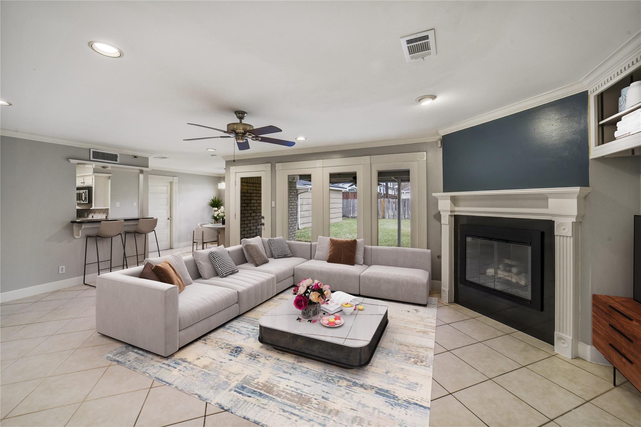 5322 Rutherglenn Drive