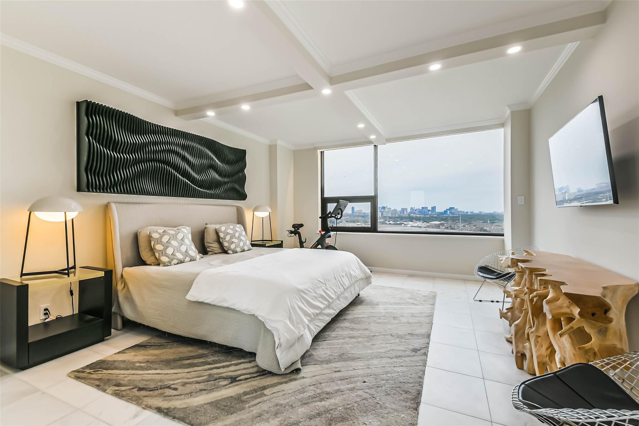 14 Greenway Plaza # 15P