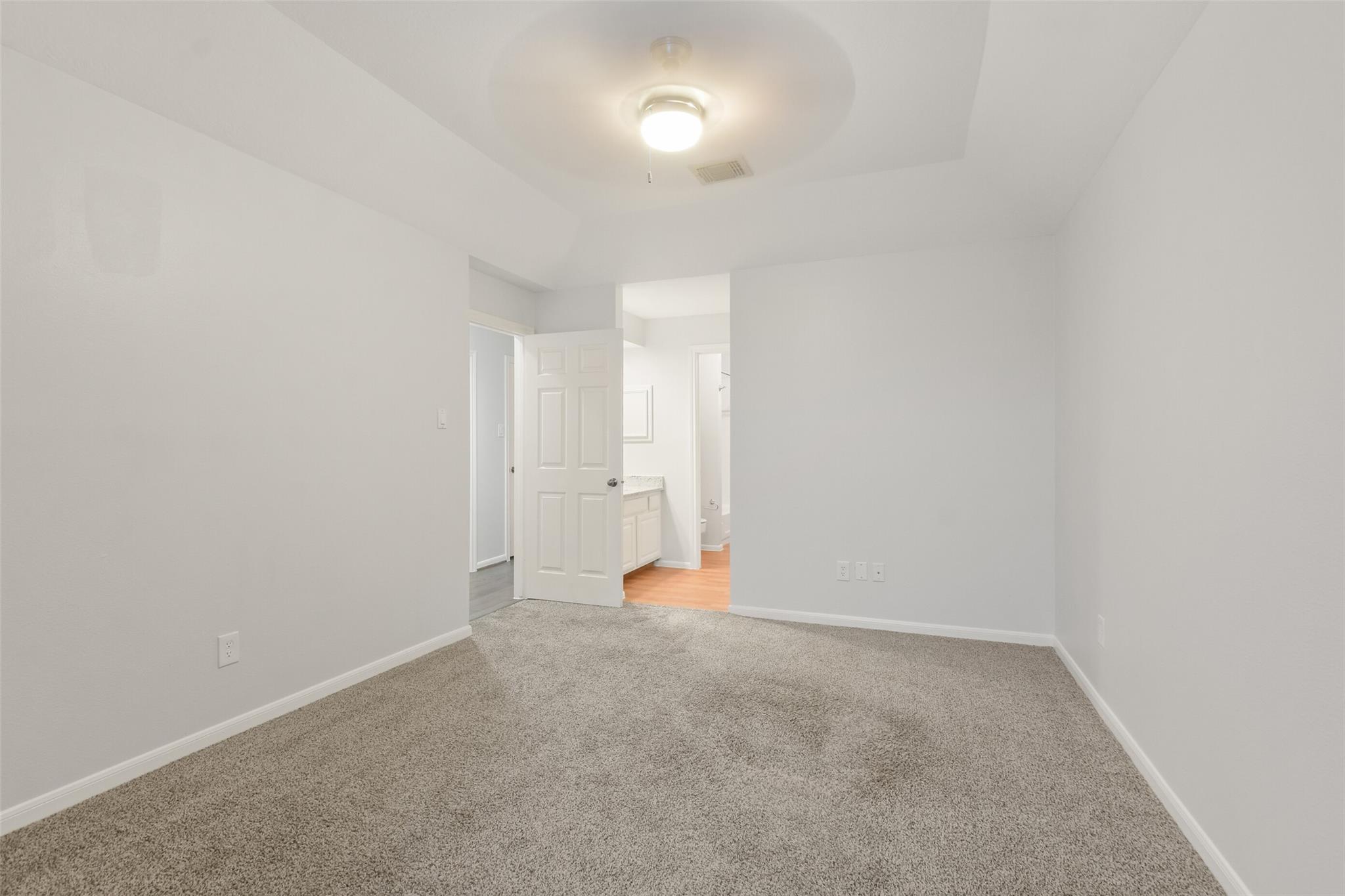 12859 Kingsbridge Lane