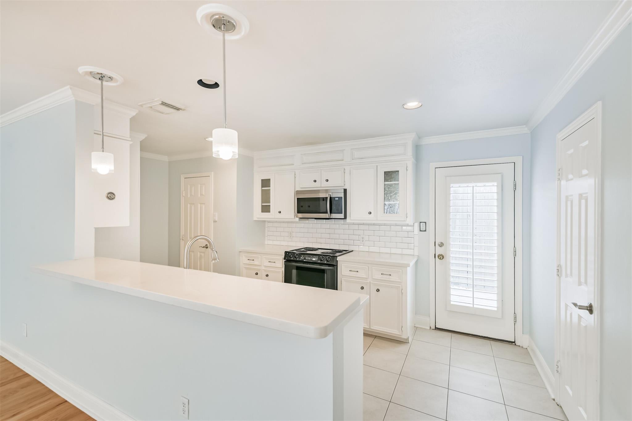 738 Redwing Place Drive