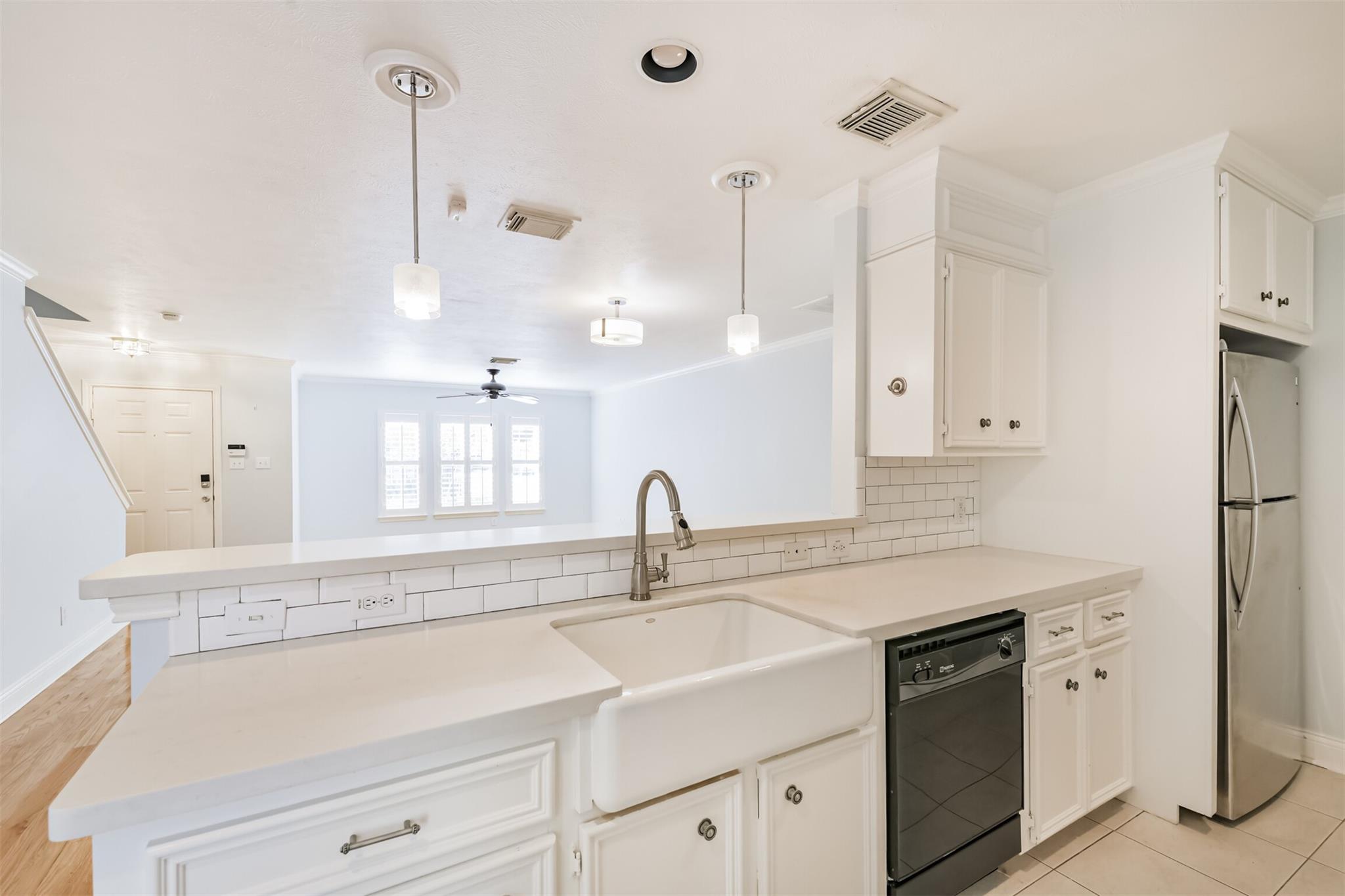 738 Redwing Place Drive