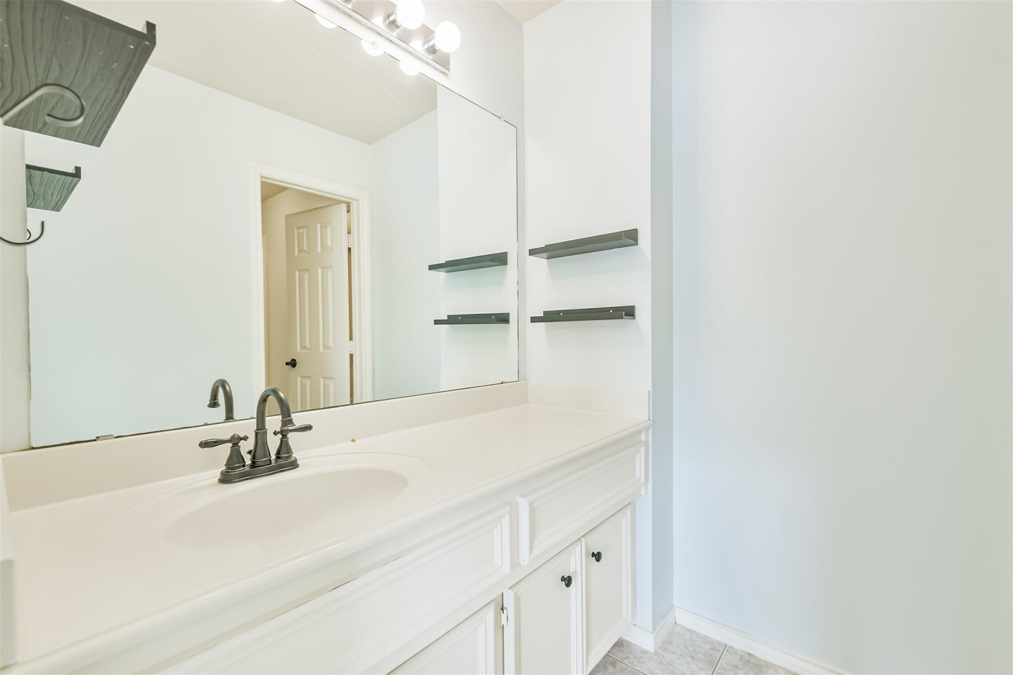 738 Redwing Place Drive