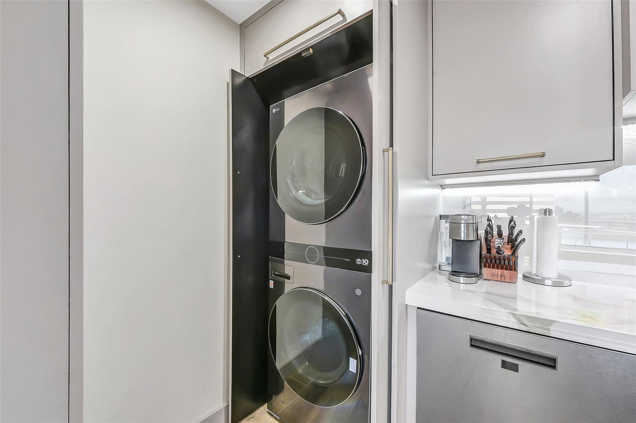 1111 Caroline Street # 2903