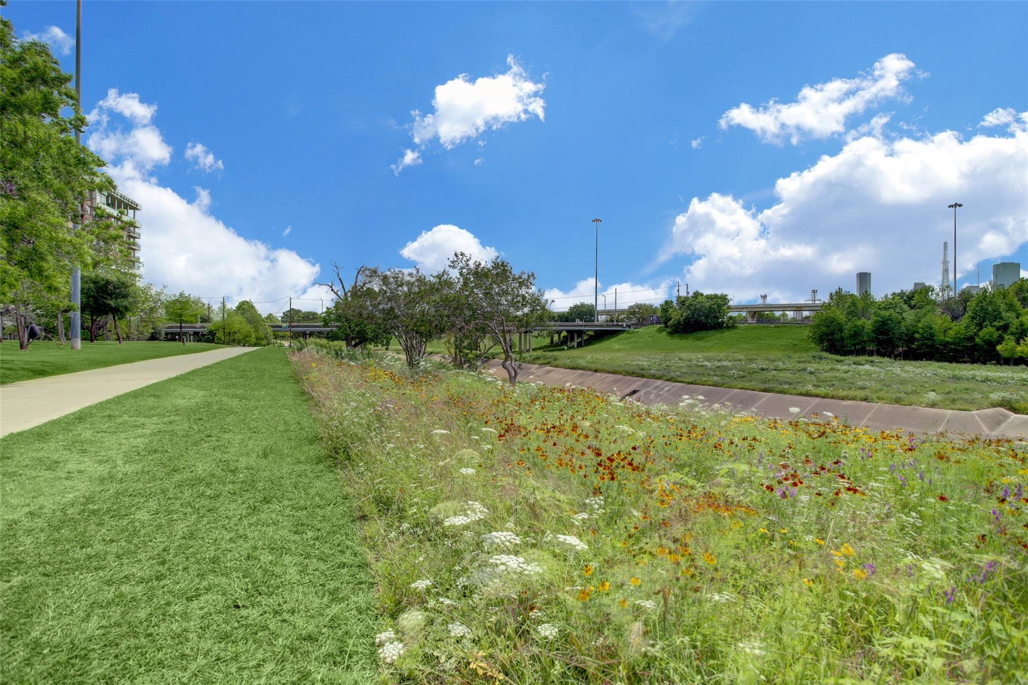 1880 White Oak Drive # 134