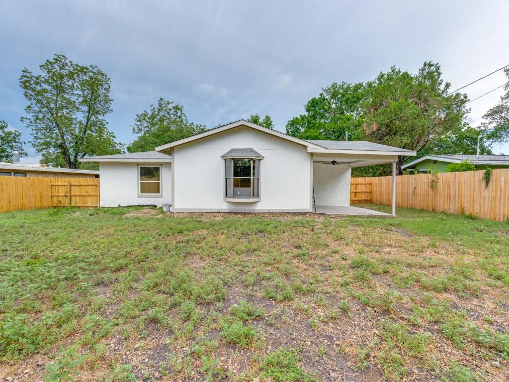 527 Blakeley Dr