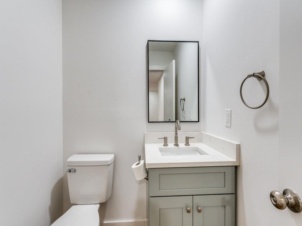 527 Blakeley Dr