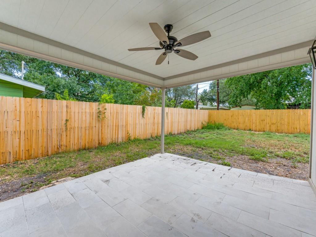 527 Blakeley Dr