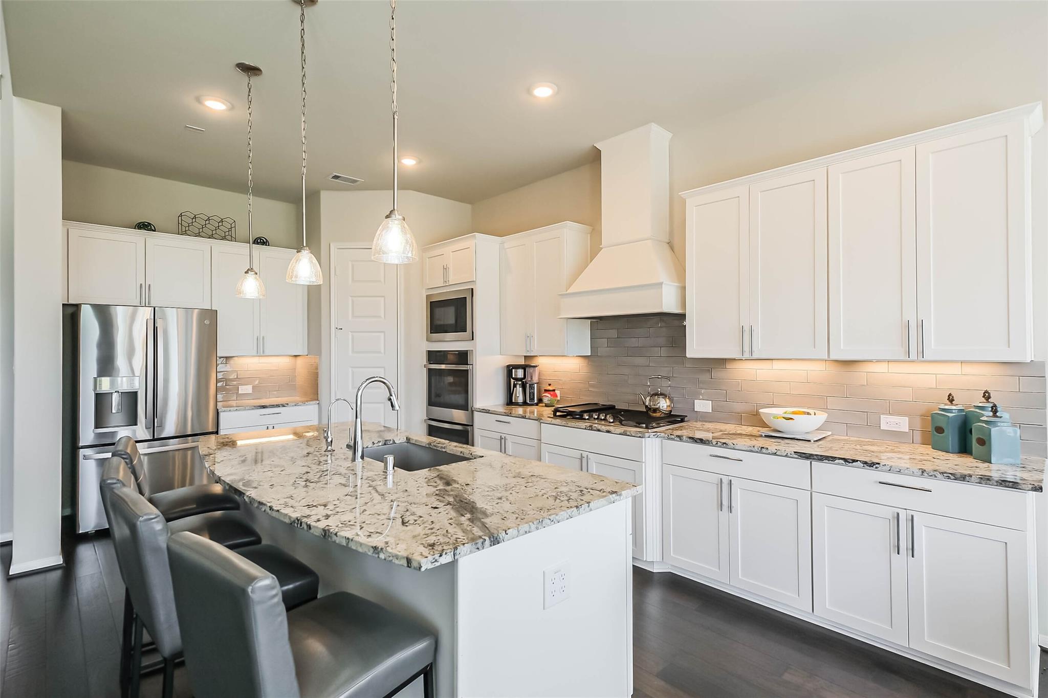 831 Orange Zest Lane