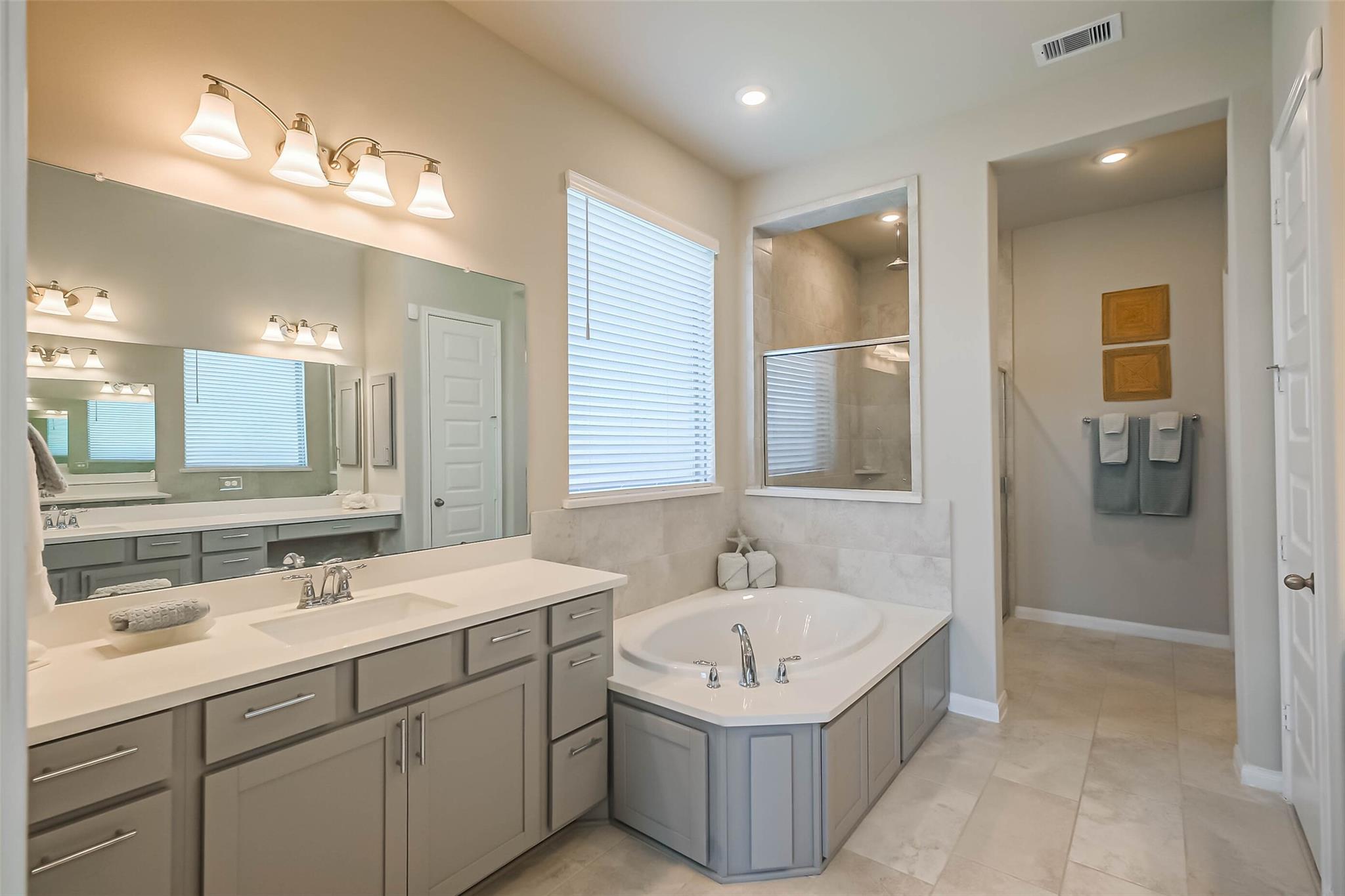 831 Orange Zest Lane