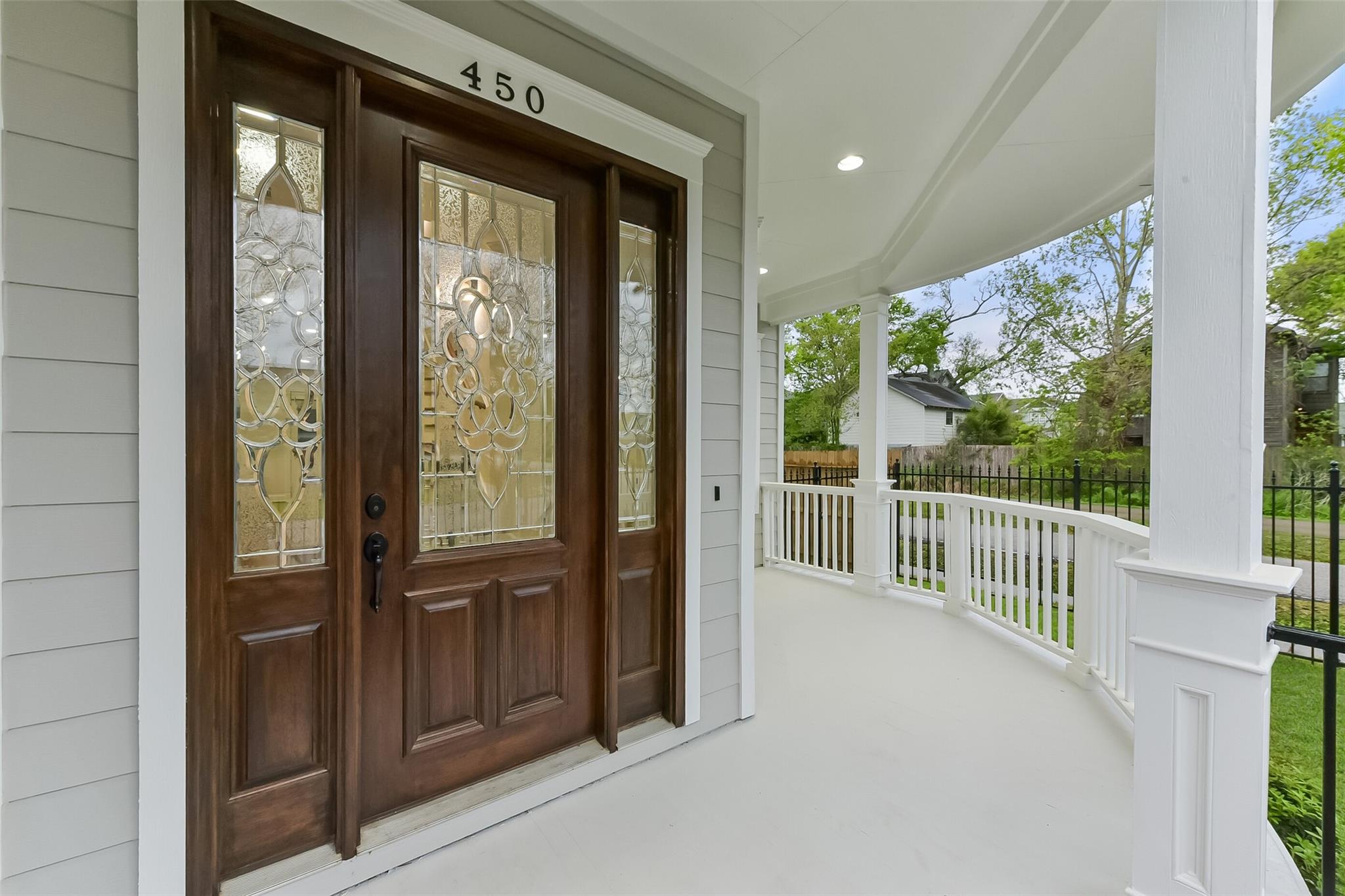 450 W 16th Street