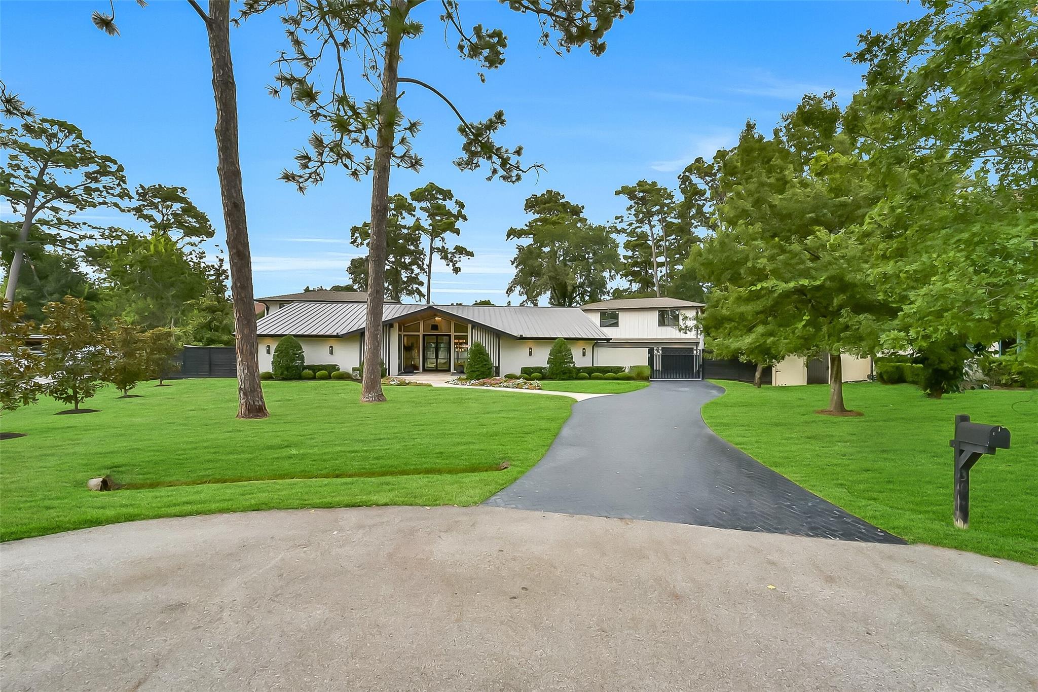 30 Hedwig Circle