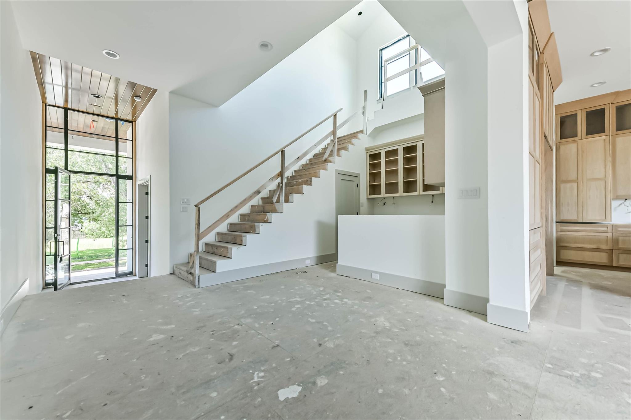 4927 Heatherglen Drive