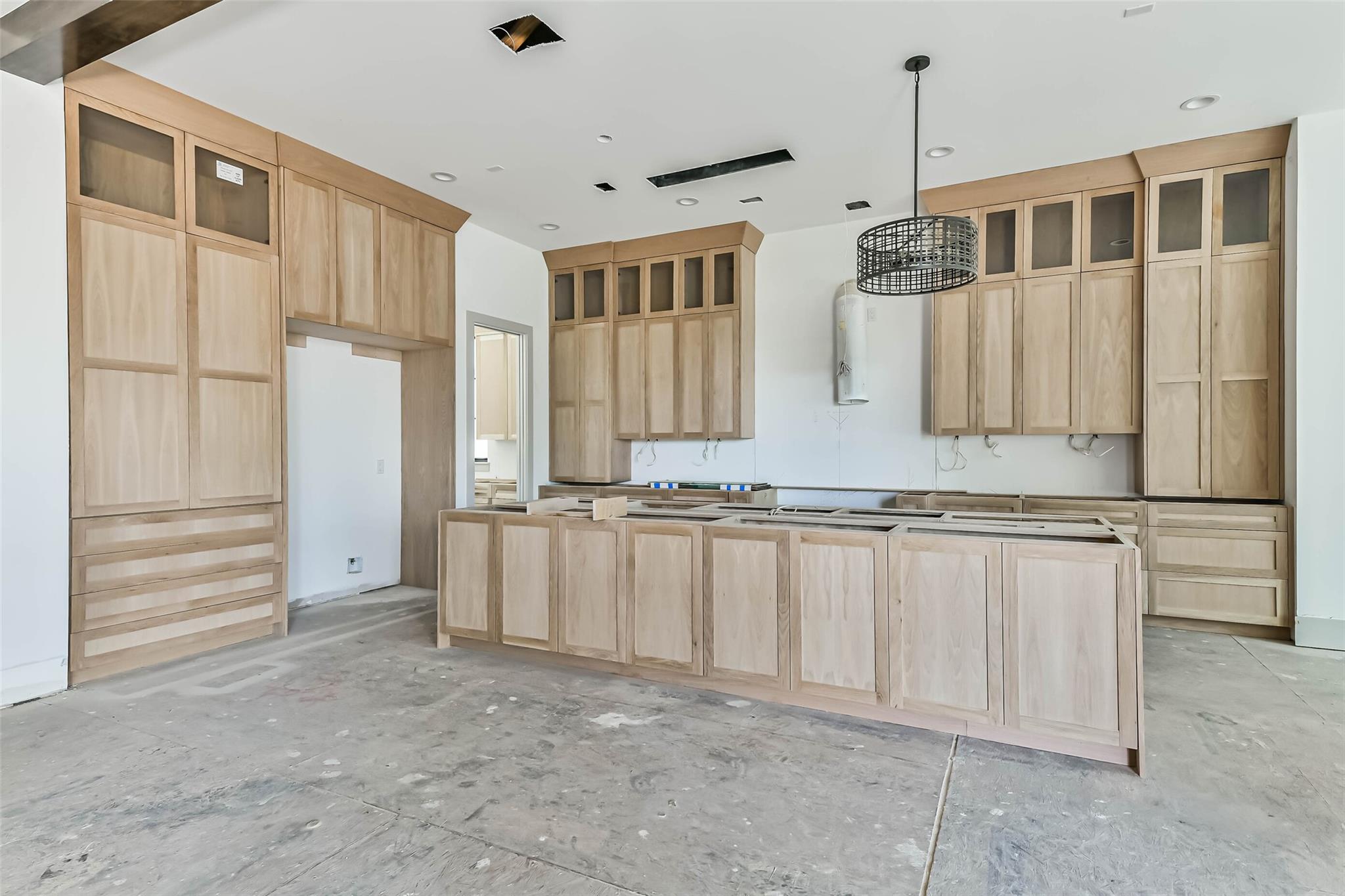 4927 Heatherglen Drive