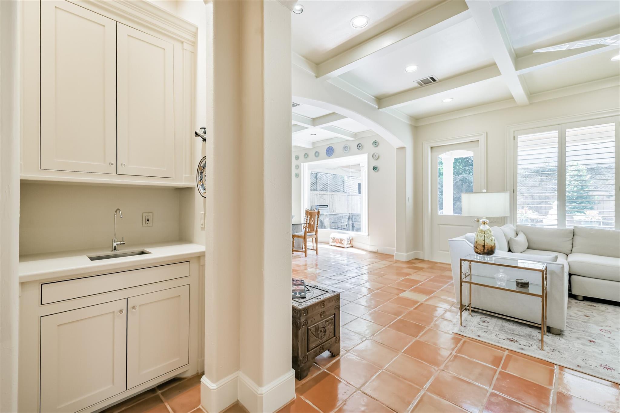 52 Briar Hollow Lane