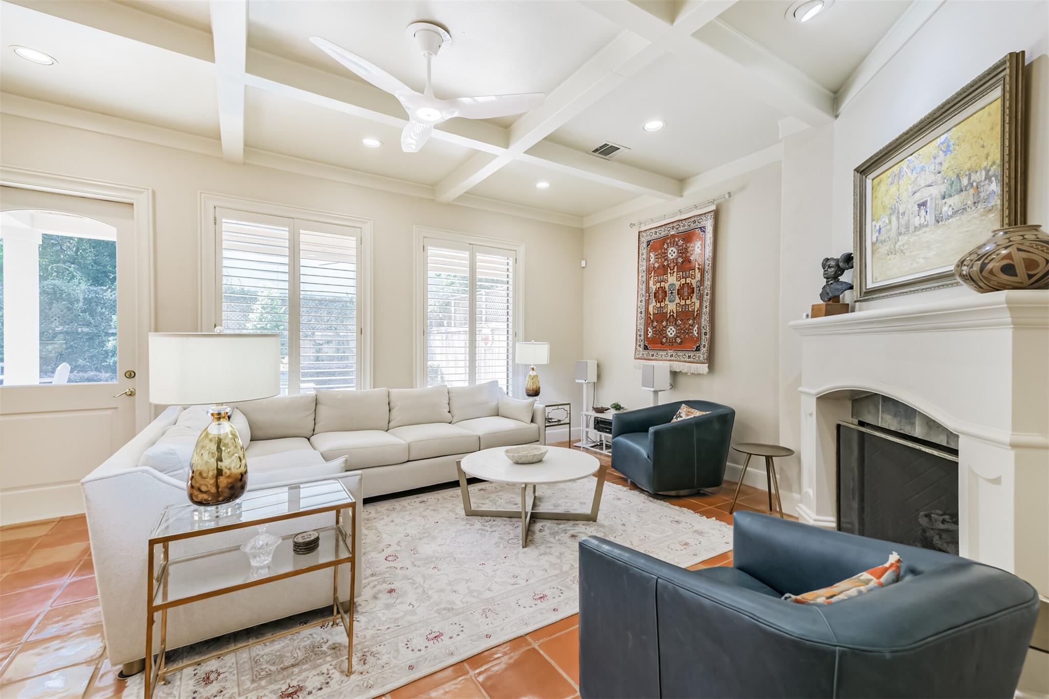 52 Briar Hollow Lane