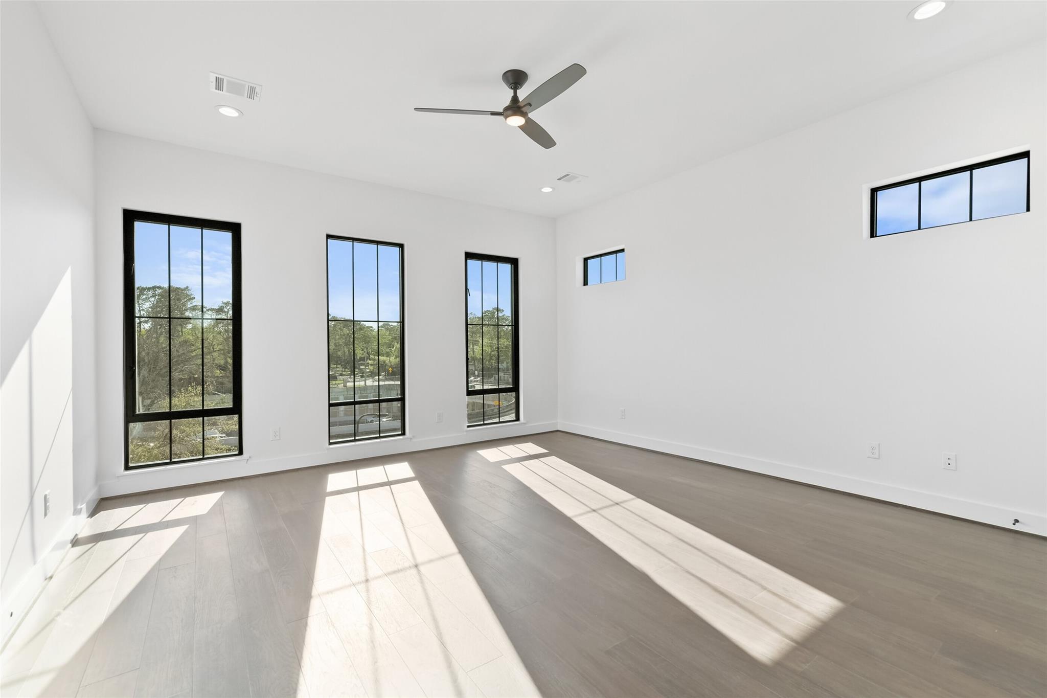 12840 Verdi Drive