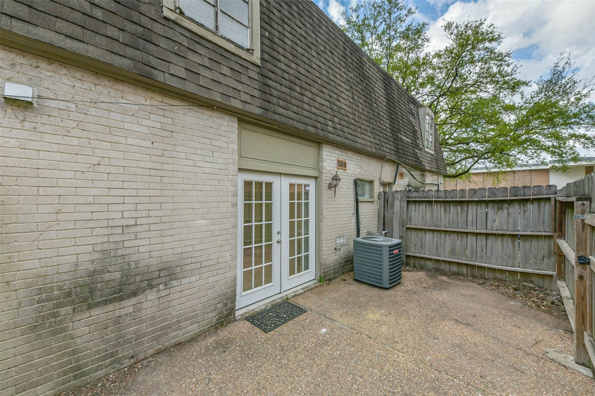 811 S Ripple Creek Drive # 4