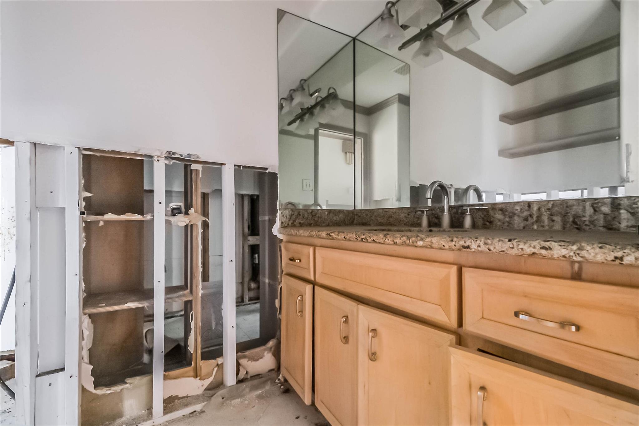 5218 Contour Place, Houston