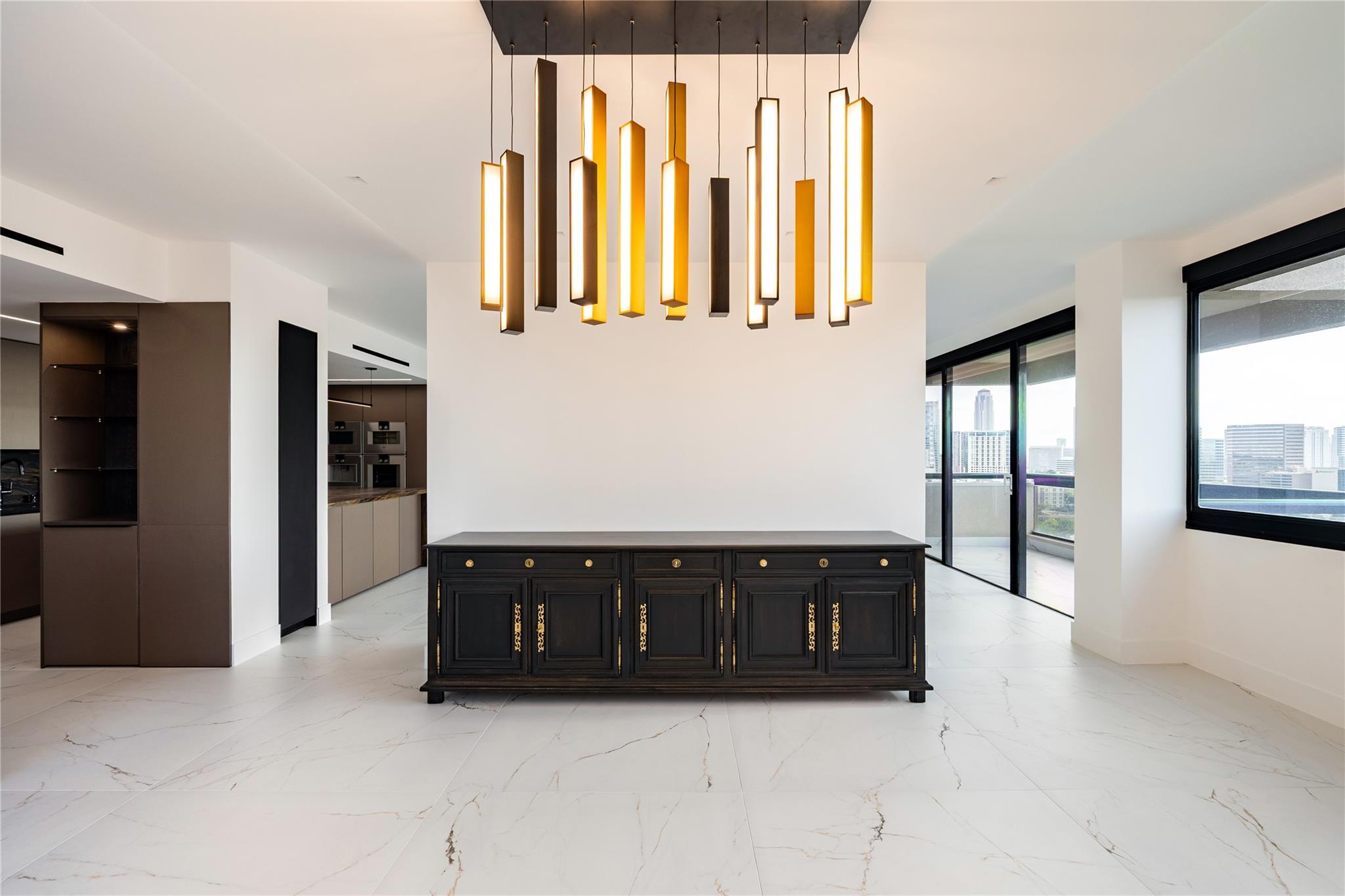 49 Briar Hollow Lane # 1904