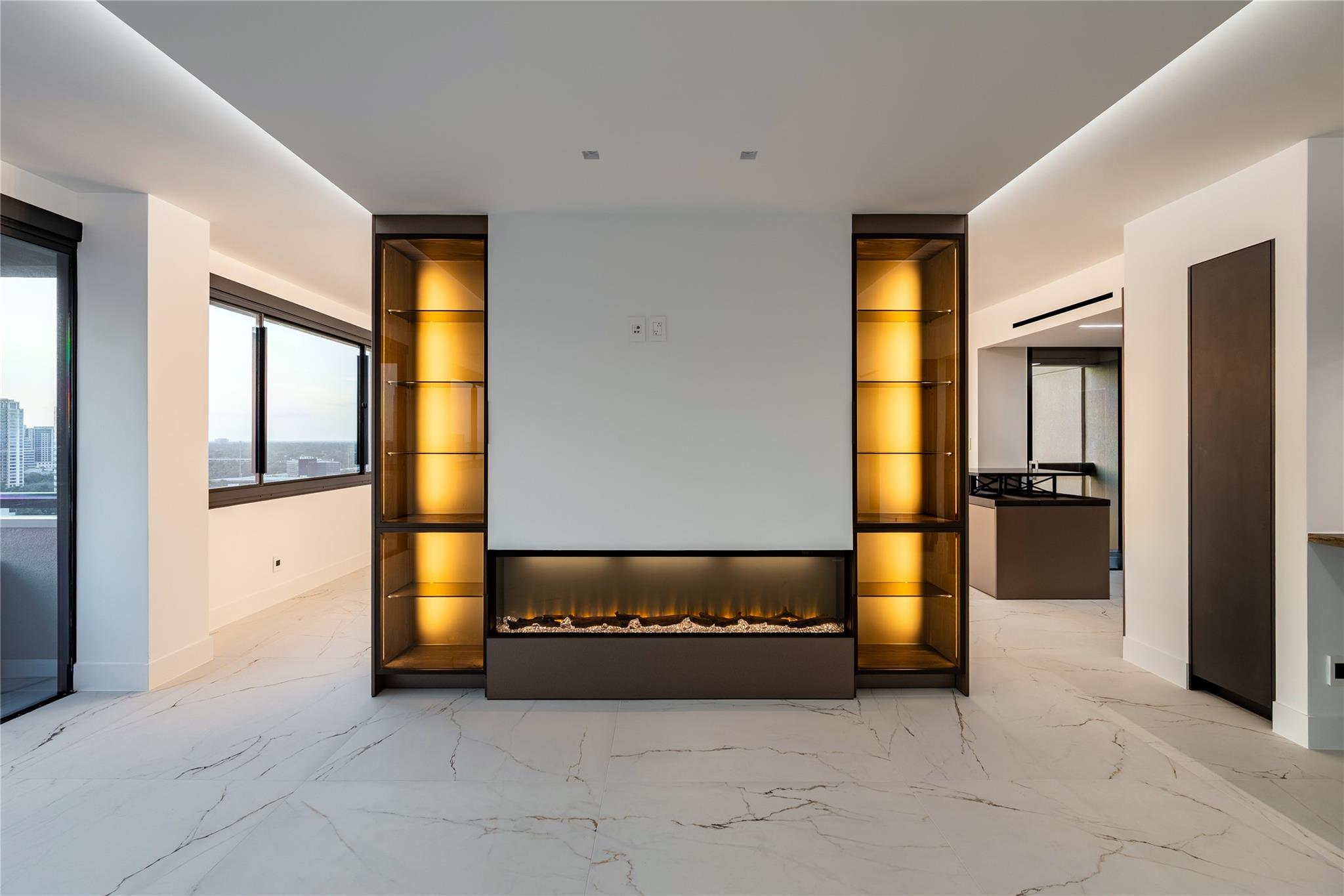 49 Briar Hollow Lane # 1904