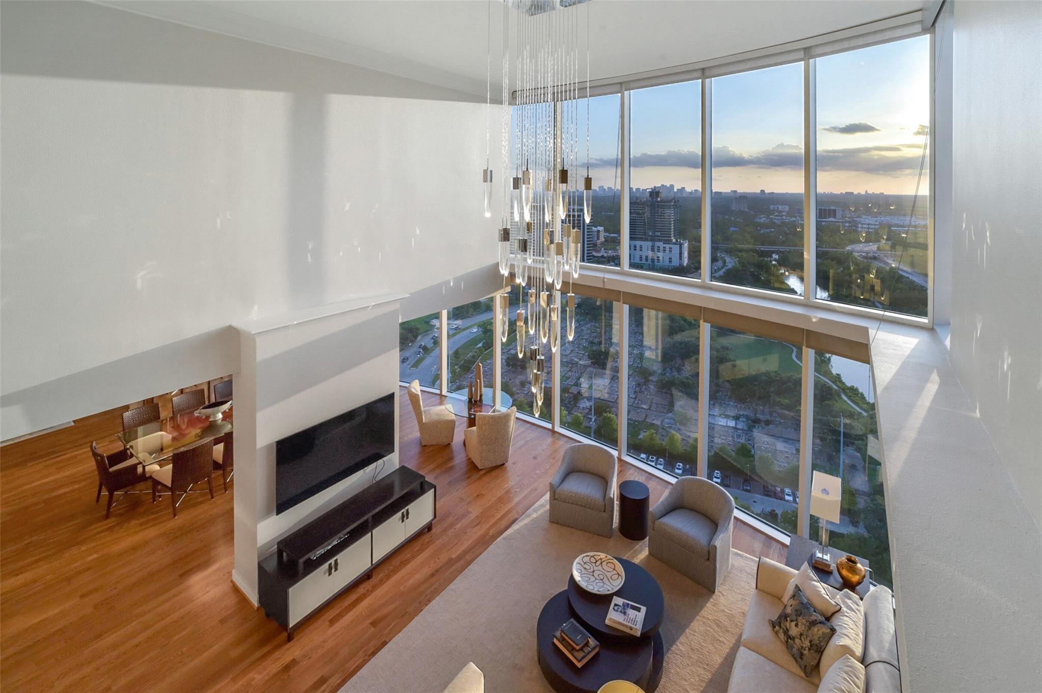3333 Allen Parkway # 3003