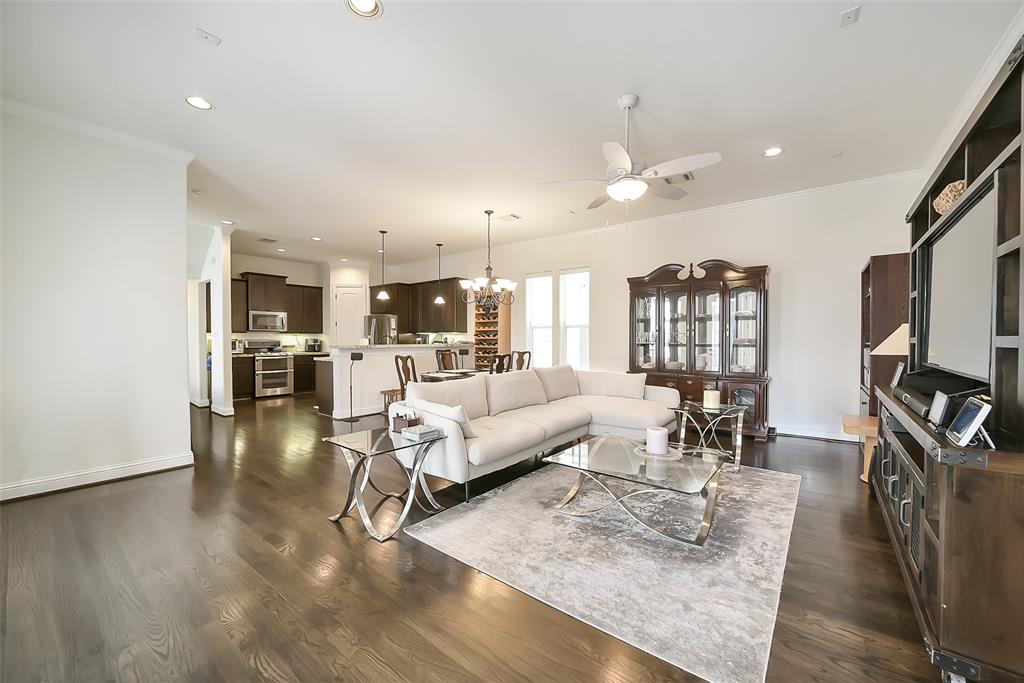 925 W 19th Street Street # B