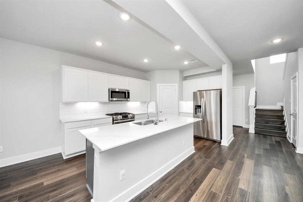 10530 Moon Valley Lane
