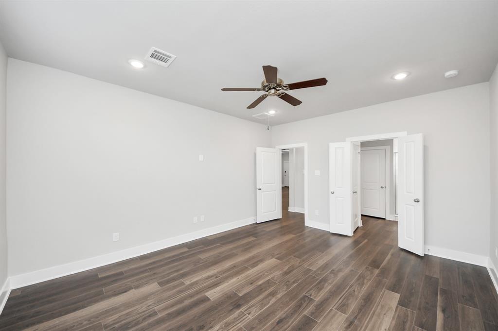 10530 Moon Valley Lane